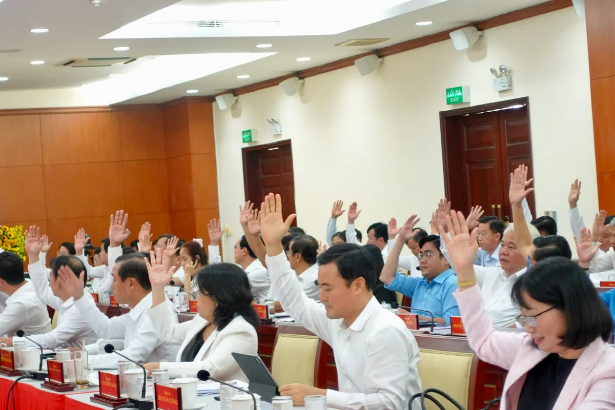 TP Hồ Chí Minh chuẩn bị Đại hội Đảng bộ lần thứ nhất, quyết tâm đạt tăng trưởng hai con số- Ảnh 4. TP Hồ Chí Minh chuẩn bị Đại hội Đảng bộ lần thứ nhất, quyết tâm đạt tăng trưởng hai con số- Ảnh 4.