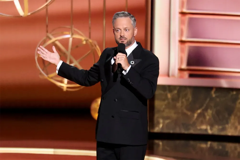 Giải thưởng Emmy 2025 ghi nhận chiến thắng áp đảo của 4 bộ phim gây tiếng vang lớn - Ảnh 4.