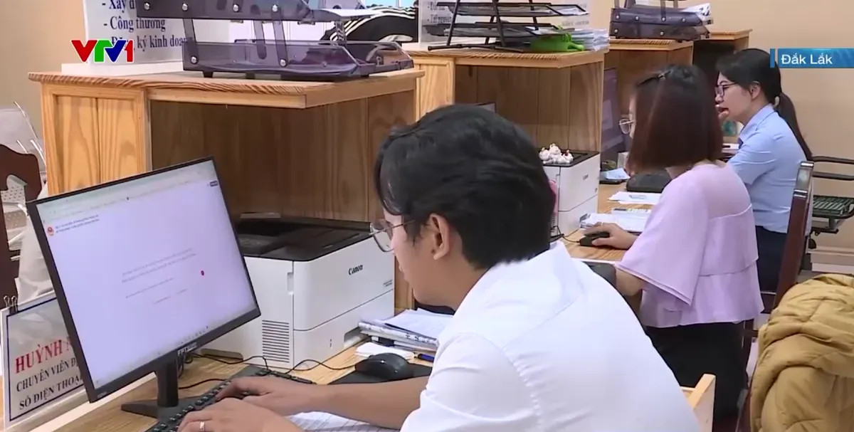 Nâng cao hiệu quả giải quyết thủ tục hành chính tại Đắk Lắk - Ảnh 2.