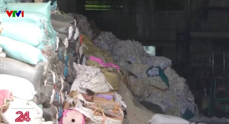 Bắc Ninh mạnh tay dẹp ô nhiễm, xưởng tái chế “di cư” sang tỉnh khác - Ảnh 2.
