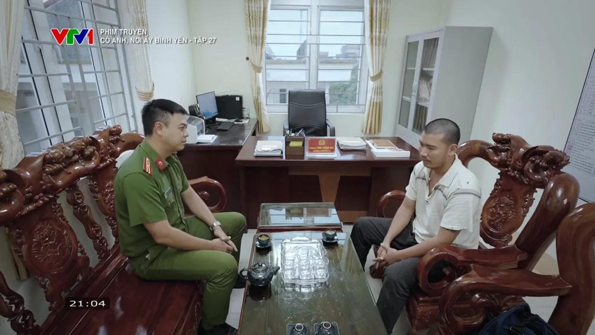 Có anh, nơi ấy bình yên - Tập 27: Chủ tịch Thứ và Xuân chơi trò mèo vờn chuột, đâm sau lưng nhau - Ảnh 1.