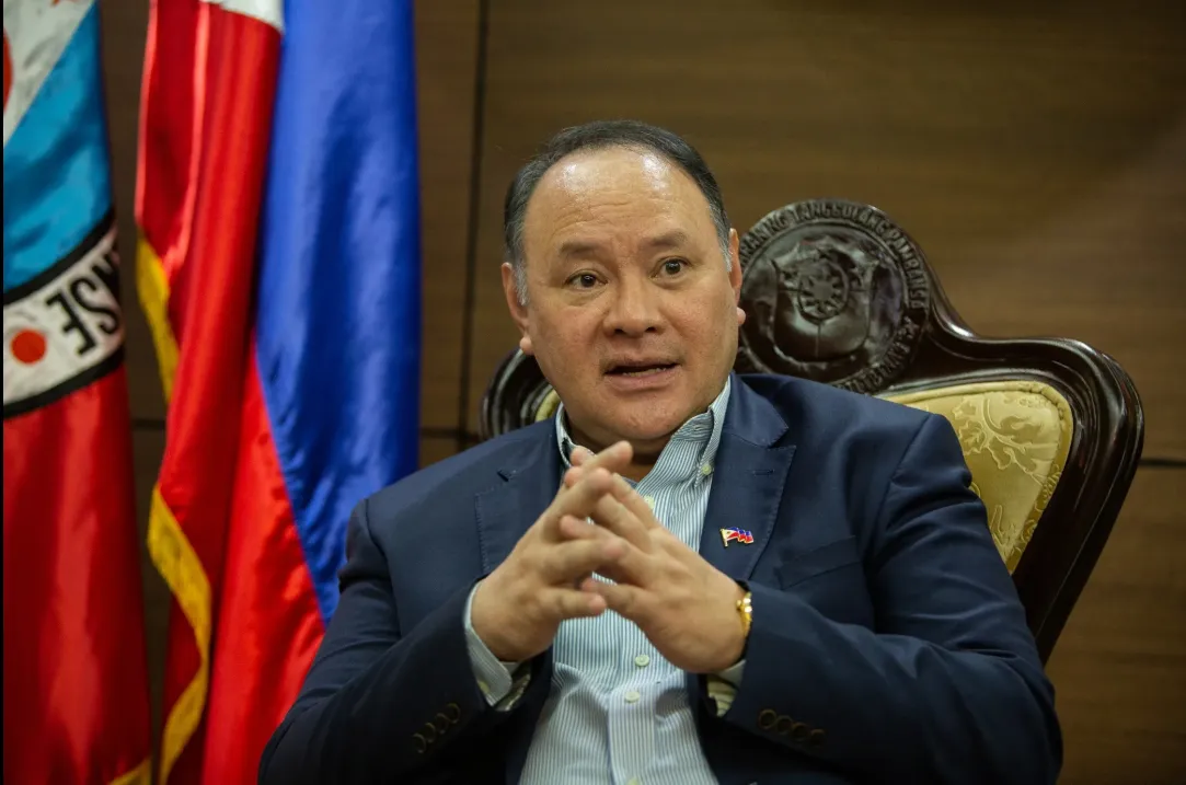 Philippines và Anh thảo luận về thỏa thuận quân sự khi căng thẳng khu vực gia tăng  - Ảnh 1.