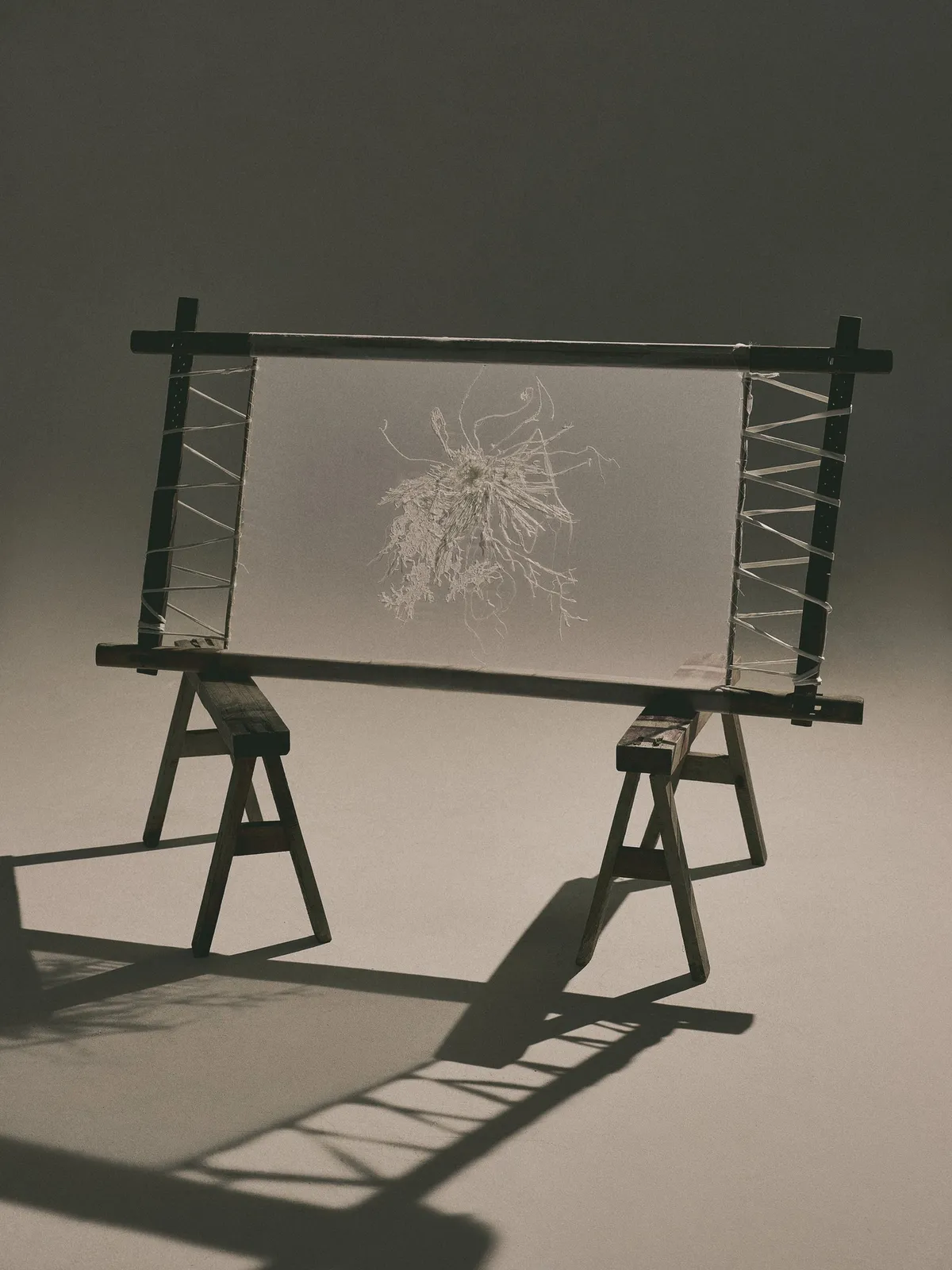 HER-ITAGE - Ch&eacute;p lại c&acirc;u chuyện di sản bằng đường kim mũi chỉ - Ảnh 4.