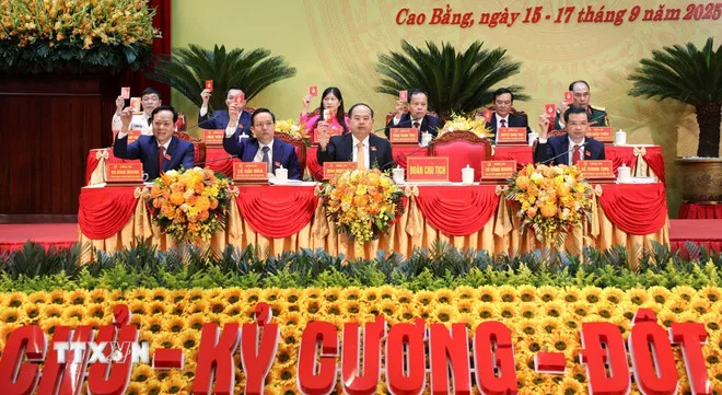 Đại hội Đảng bộ Cao Bằng: Lần đầu tiên đưa Chỉ số hạnh phúc vào mục tiêu phát triển - Ảnh 1.