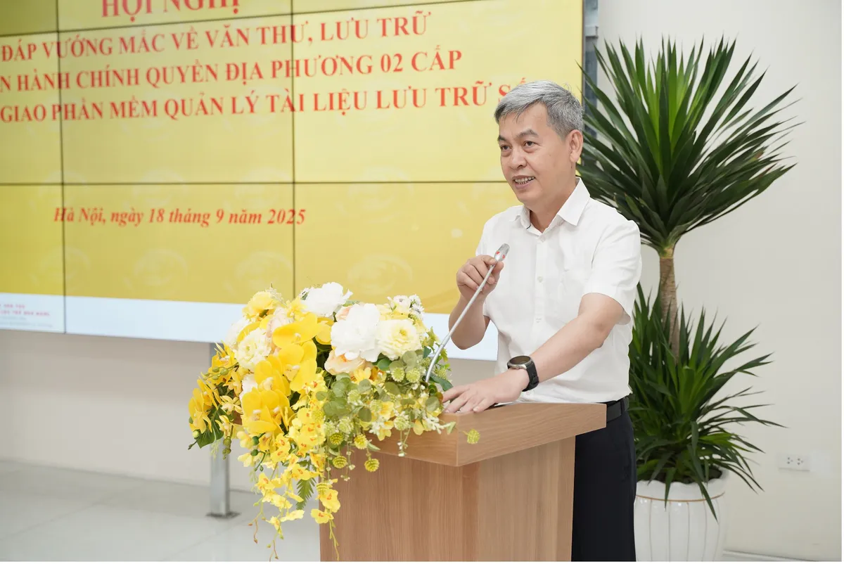 Tháo gỡ vướng mắc trong công tác văn thư lưu trữ  - Ảnh 2.