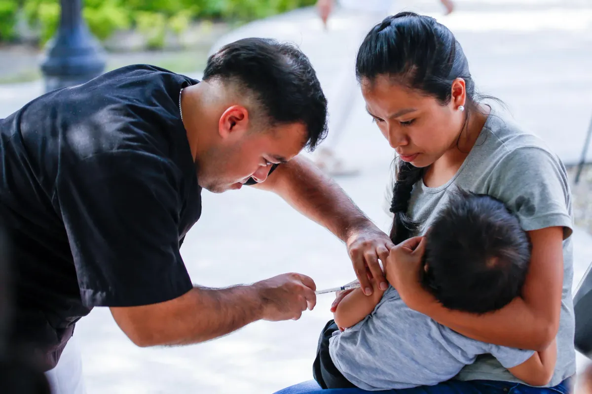 Mexico tăng cường tiêm phòng sởi - Ảnh 1.