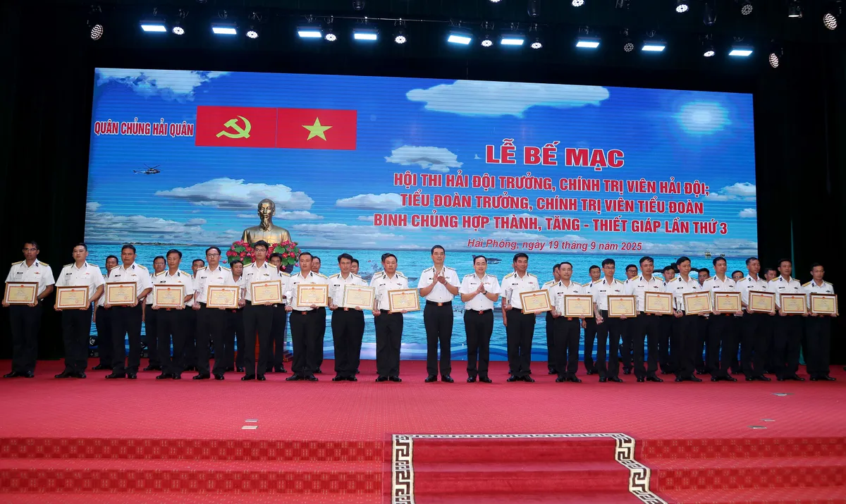 Quân chủng Hải quân nâng cao chất lượng cán bộ hải đội, tiểu đoàn qua Hội thi - Ảnh 1.