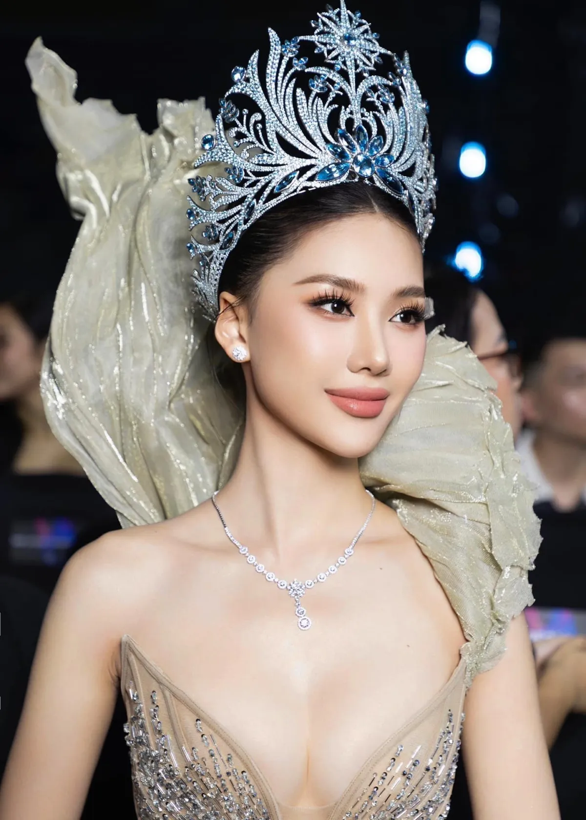 khởi tố vụ án 'vu khống' hoa hậu Bùi Quỳnh Hoa - Ảnh 1.