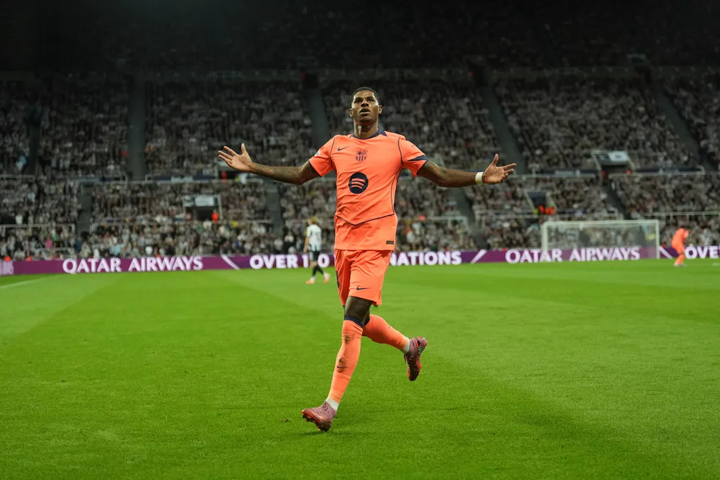 Rashford rực s&aacute;ng, Barca hạ gục Newcastle ng&agrave;y ra qu&acirc;n UEFA Champions League- Ảnh 1.