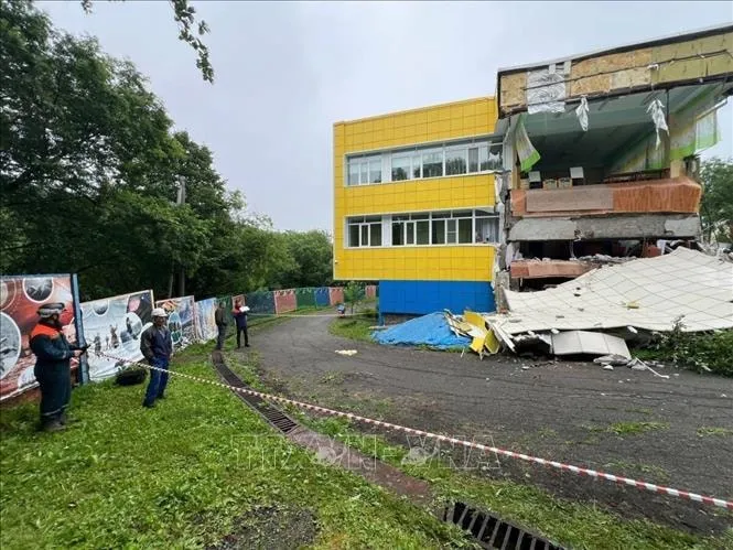 Một nhà trẻ bị hư hại sau trận động đất ở Petropavlovsk-Kamchatka, Nga, ngày 30/7/2025 . Một nhà trẻ bị hư hại sau trận động đất ở Petropavlovsk-Kamchatka, Nga, ngày 30/7/2025 .