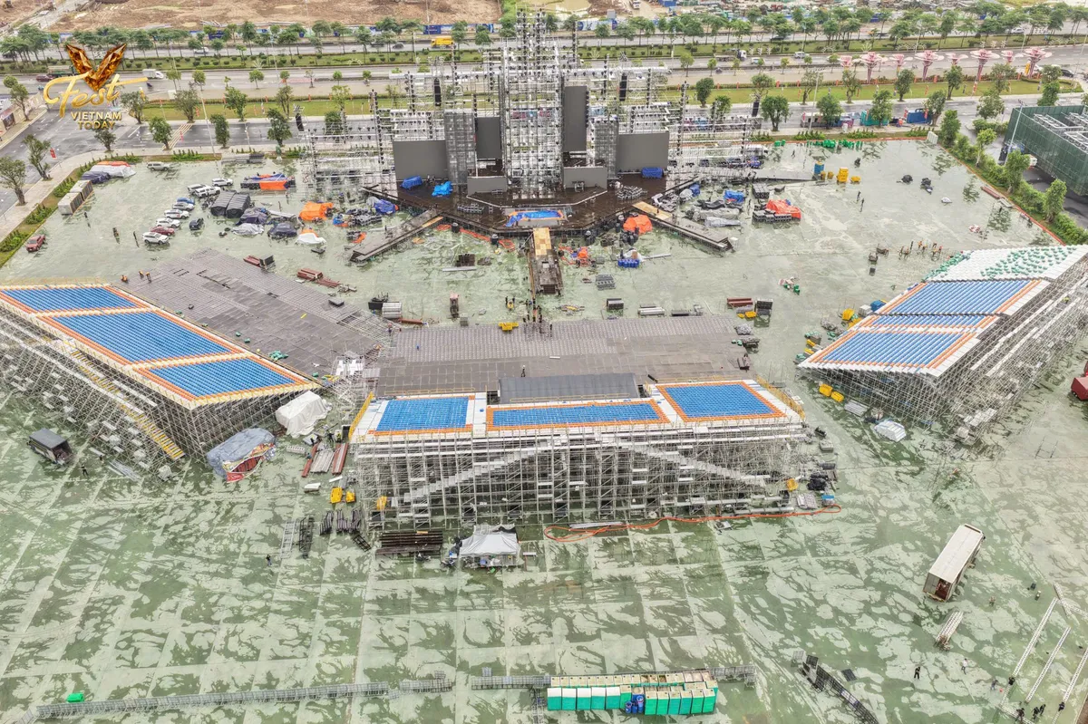 Rhyder đội nắng gắt tập luyện cho V Fest - Vietnam Today - Ảnh 11.
