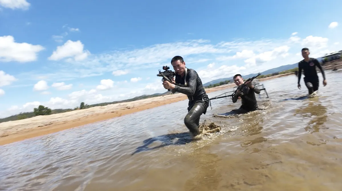 Truyền hình thực tế năm 2025 với hiệu ứng bùng nổ của Gia đình Haha và Chiến sĩ quả cảm - Ảnh 20.