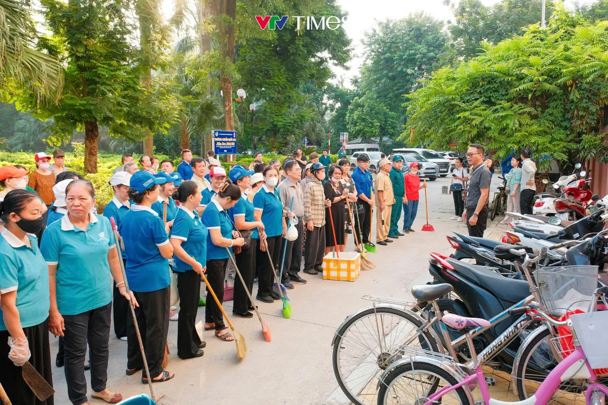 Chính quyền và nhân dân Đống Đa cùng chung tay vì không gian công cộng - Ảnh 1.