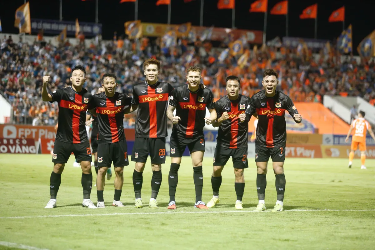 T&acirc;m điểm V&ograve;ng 4 V-League: Derby giữa Ninh B&igrave;nh FC v&agrave; Th&eacute;p Xanh Nam Định FC- Ảnh 1.