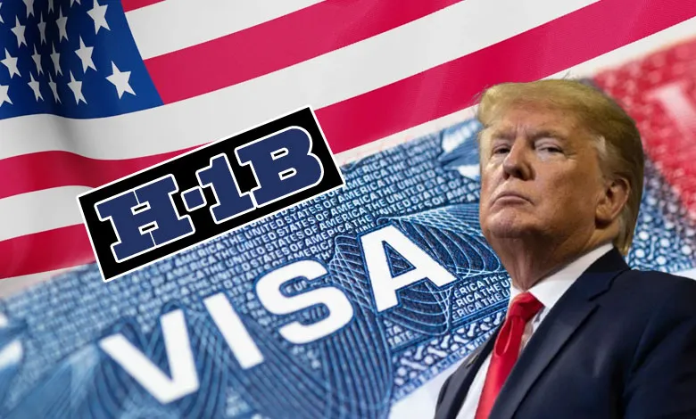 Nhà Trắng làm rõ quy định phí 100.000 USD đối với visa H-1B - Ảnh 1.