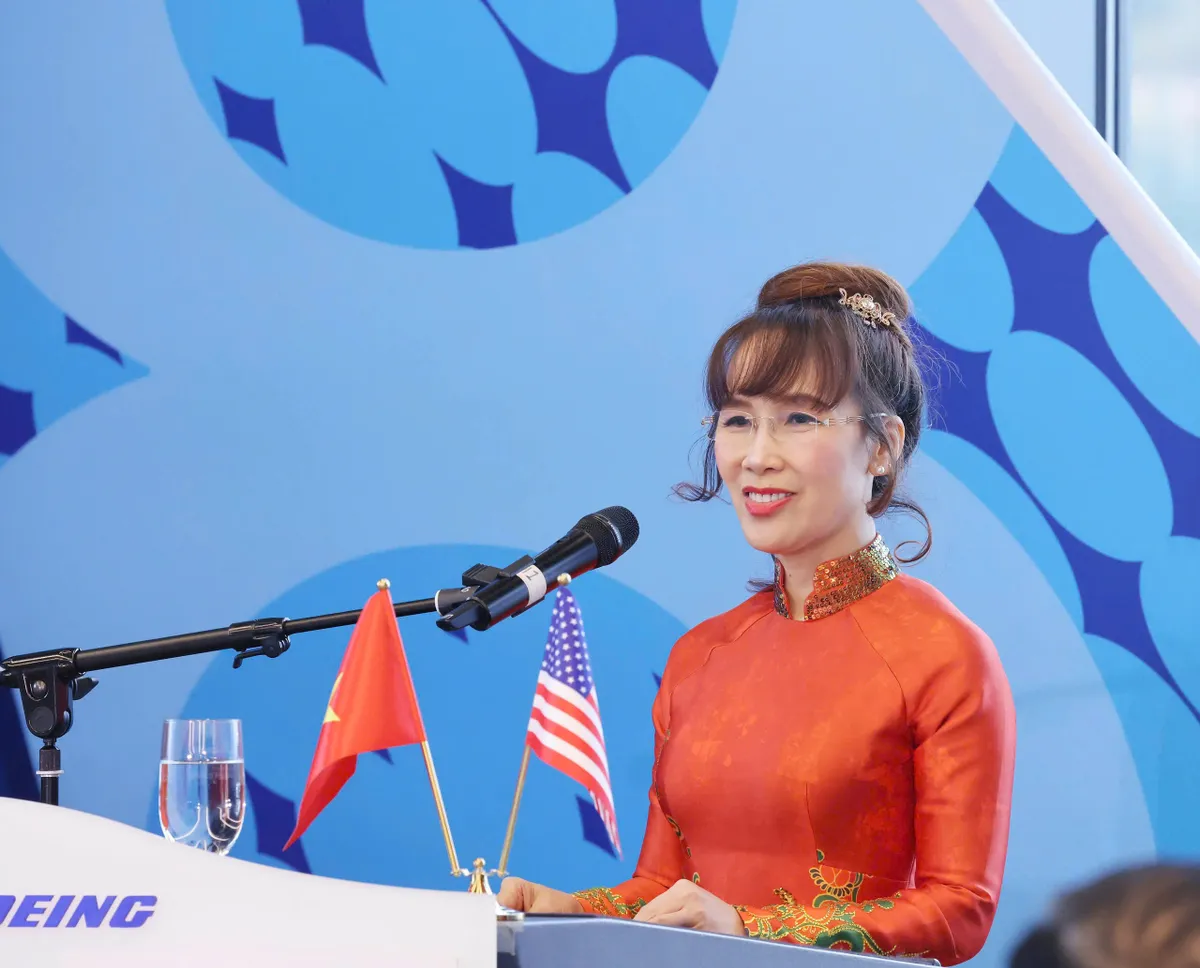Chủ tịch nước Lương Cường dự lễ bàn giao tàu bay Boeing đầu tiên cho Vietjet - Ảnh 3.