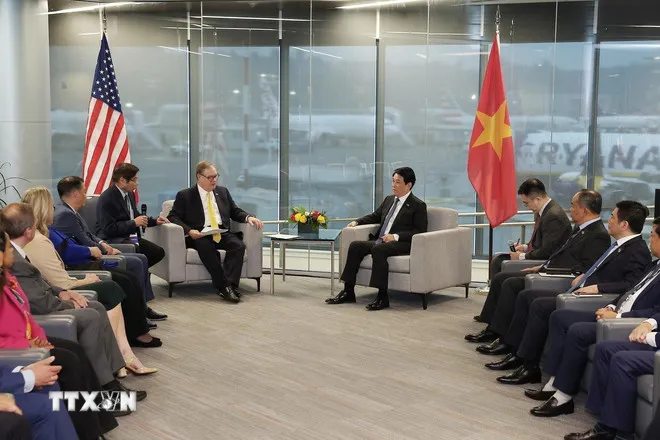Chủ tịch nước Lương Cường tiếp Phó Thống đốc bang Washington - Ảnh 2.