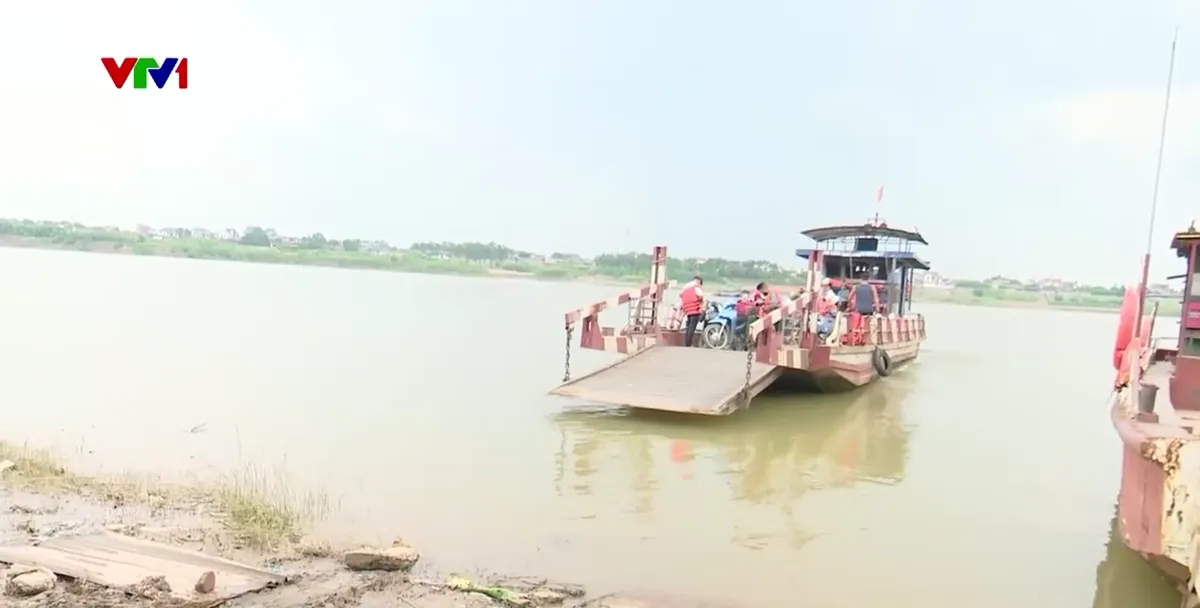 Đảm bảo an toàn giao thông cho học sinh tới trường - Ảnh 2.