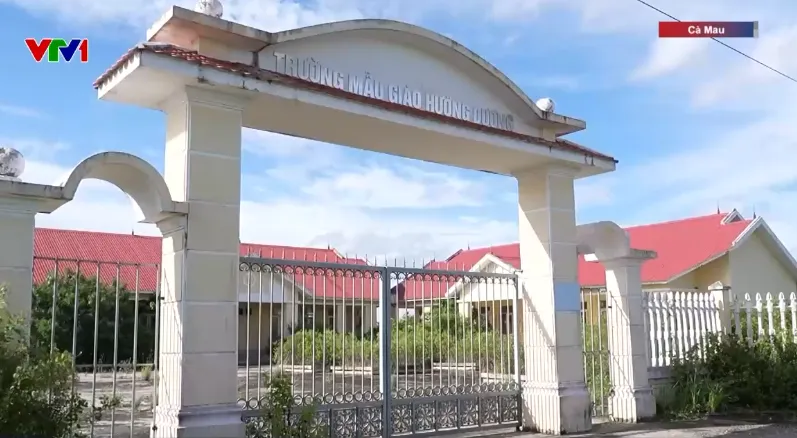 Trường đầu tư hàng chục tỷ đồng bỏ hoang vì không có học sinh- Ảnh 1. Trường đầu tư hàng chục tỷ đồng bỏ hoang vì không có học sinh- Ảnh 1.