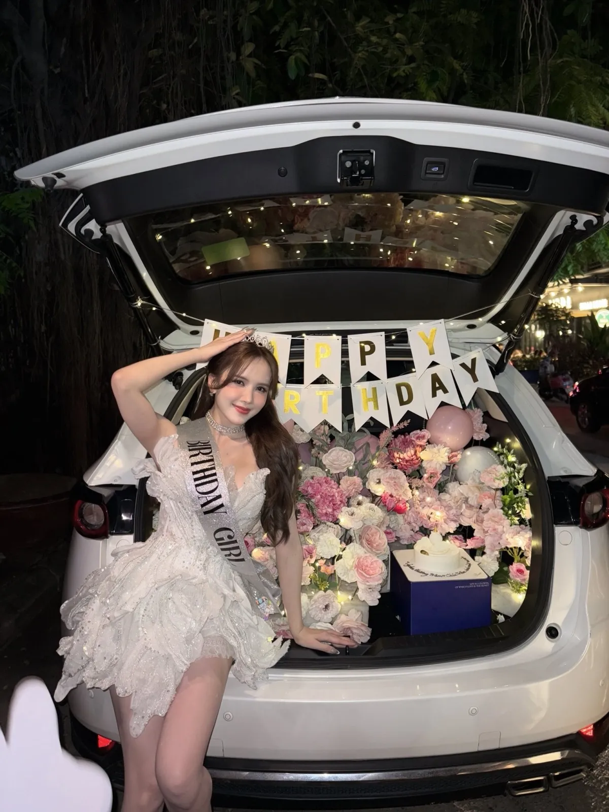 Ti&ecirc;u Ch&acirc;u Như Quỳnh x&aacute;c nhận cưới, H'Hen Ni&ecirc; gửi lời ngọt ng&agrave;o tới chồng - Ảnh 7.