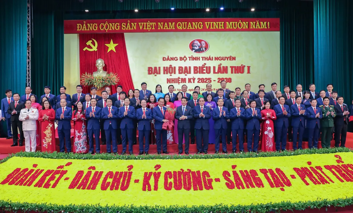 Đại hội Đảng bộ tỉnh Thái Nguyên: Dấu ấn lịch sử, khát vọng vươn mình- Ảnh 8. Đại hội Đảng bộ tỉnh Thái Nguyên: Dấu ấn lịch sử, khát vọng vươn mình- Ảnh 8.