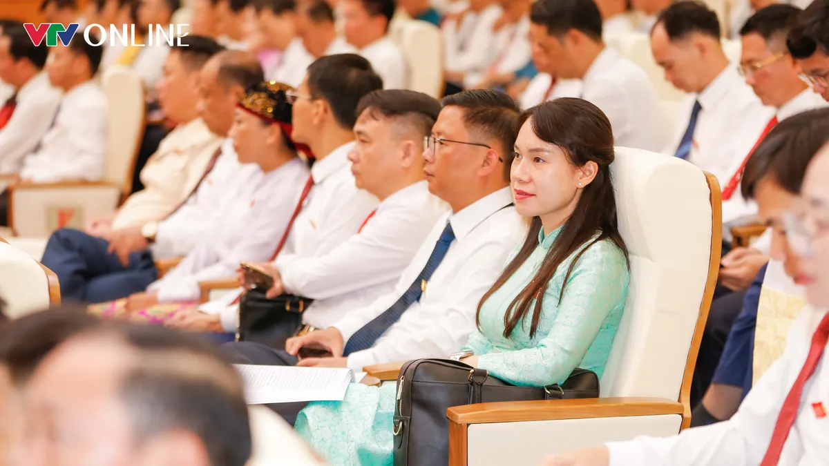 Đại hội Đảng bộ tỉnh Tuyên Quang lần thứ I: Thông qua danh sách Đoàn Chủ tịch- Ảnh 9. Đại hội Đảng bộ tỉnh Tuyên Quang lần thứ I: Thông qua danh sách Đoàn Chủ tịch- Ảnh 9.