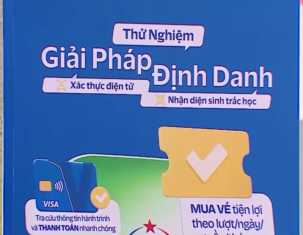 Sử dụng căn cước công dân thay vé tàu trên tuyến Cát Linh - Hà Đông- Ảnh 1. Sử dụng căn cước công dân thay vé tàu trên tuyến Cát Linh - Hà Đông- Ảnh 1.