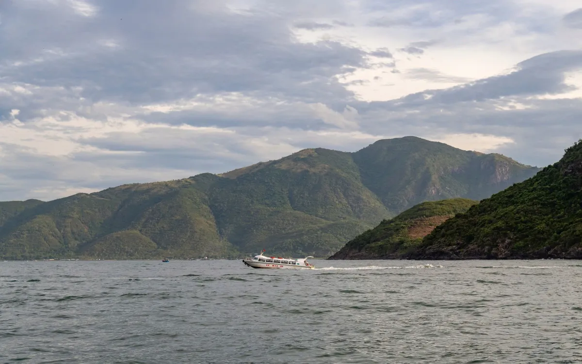 Thu phí tham quan vịnh Nha Trang từ ngày 25-9. Thu phí tham quan vịnh Nha Trang từ ngày 25-9.