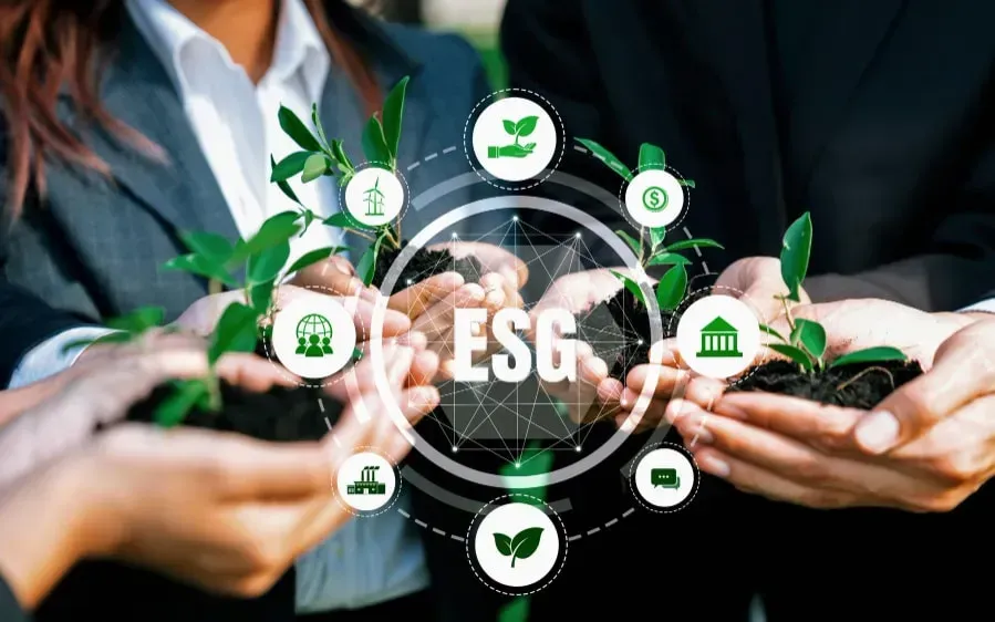 ESG (Môi trường, Xã hội và Quản trị), đang khẳng định vị thế như một "giấy thông hành" không thể thiếu cho doanh nghiệp Việt Nam hướng tới tăng trưởng bền vững.  ESG (Môi trường, Xã hội và Quản trị), đang khẳng định vị thế như một "giấy thông hành" không thể thiếu cho doanh nghiệp Việt Nam hướng tới tăng trưởng bền vững.