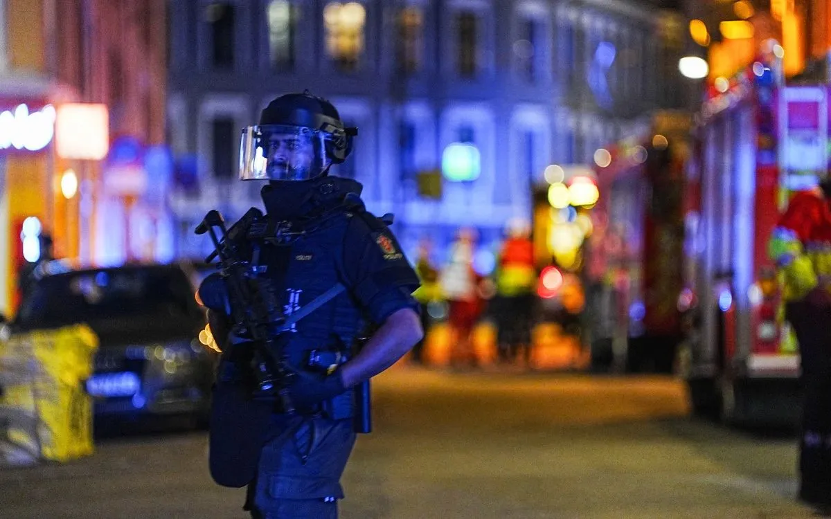 Cảnh sát tại hiện trường vụ nổ ở khu vực Pilestredet, Oslo, Na Uy ngày 23/9/2025 (Ảnh: AFP) Cảnh sát tại hiện trường vụ nổ ở khu vực Pilestredet, Oslo, Na Uy ngày 23/9/2025 (Ảnh: AFP)