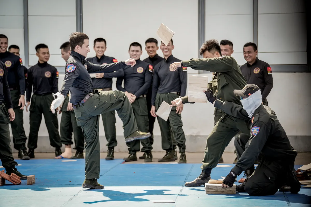 Hành trình quả cảm của Phan Mạnh Quỳnh - Ảnh 5.