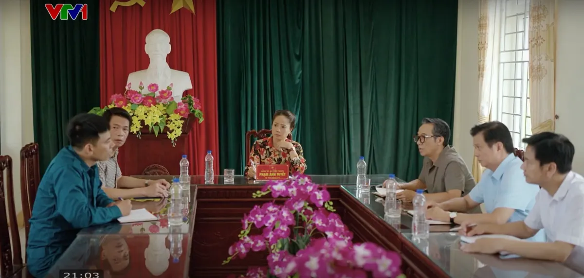 Có anh, nơi ấy bình yên - Tập 32: Bằng khiến Xuân phải nhả trại lợn, ông Thứ phải ngừng hoạt động mỏ đá - Ảnh 1.
