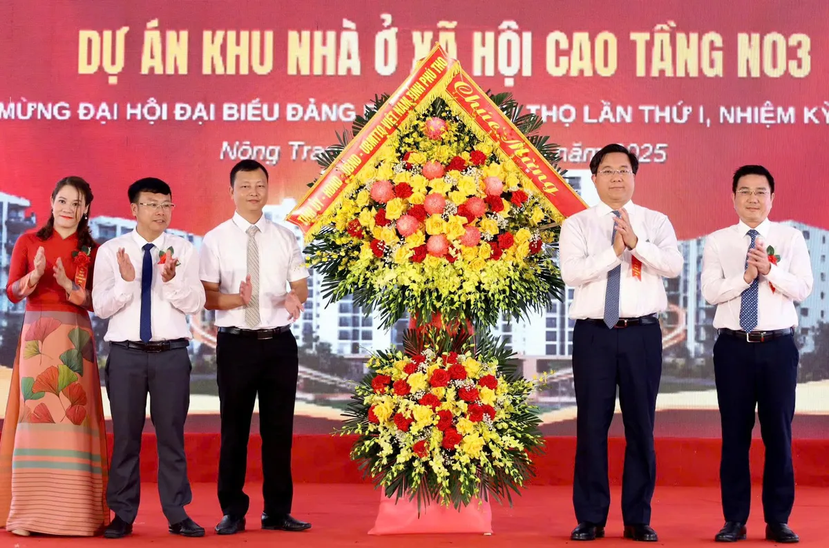 Phú Thọ khởi công nhiều công trình chào mừng Đại hội đại biểu Đảng bộ tỉnh lần thứ I - Ảnh 3.