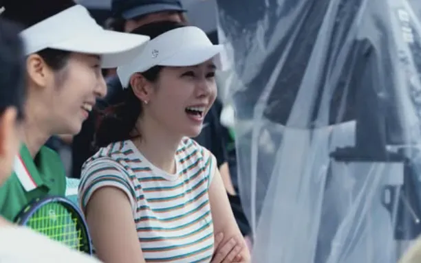 Son Ye Jin trên trường quay của phim "No Other Choice". (Ảnh: Son Ye Jin Instagram)