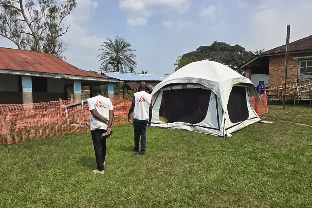 WHO xác nhận 11 trường hợp nhiễm Ebola mới ở Congo  - Ảnh 2.