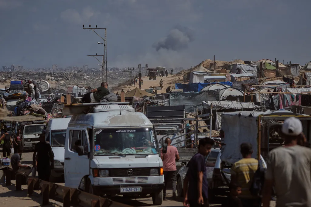 Israel tàn sát 22 người trong vụ thảm sát kinh hoàng ở thành phố Gaza  - Ảnh 1.
