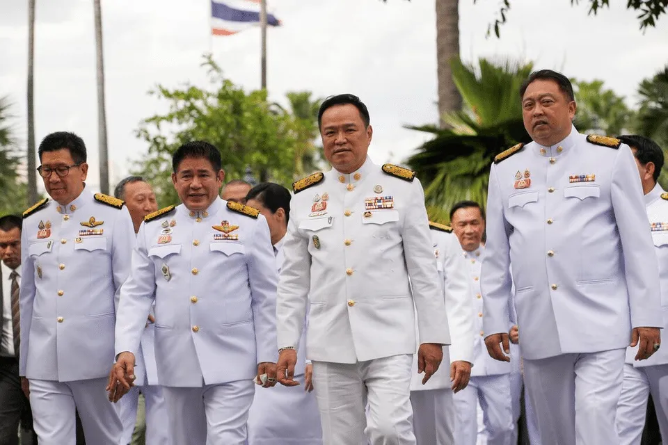 Nội các Thái Lan tuyên thệ nhậm chức - Ảnh 1.