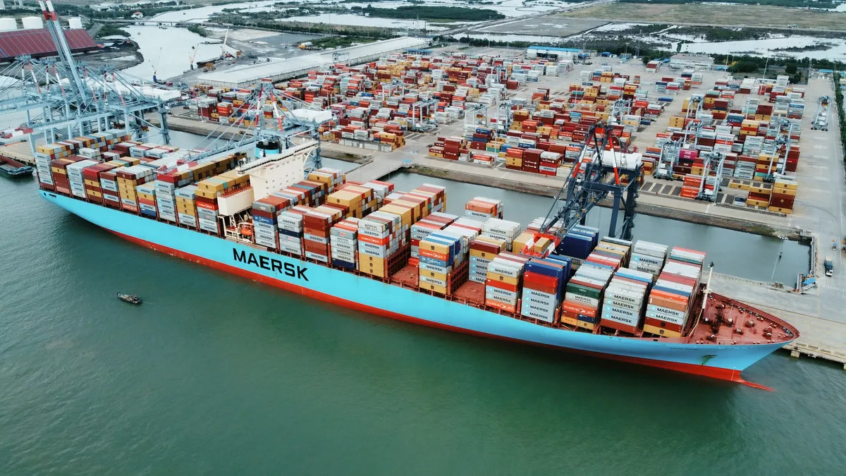 2 đại diện Việt Nam lọt top 30 cảng container hiệu quả nhất thế giới - Ảnh 2.