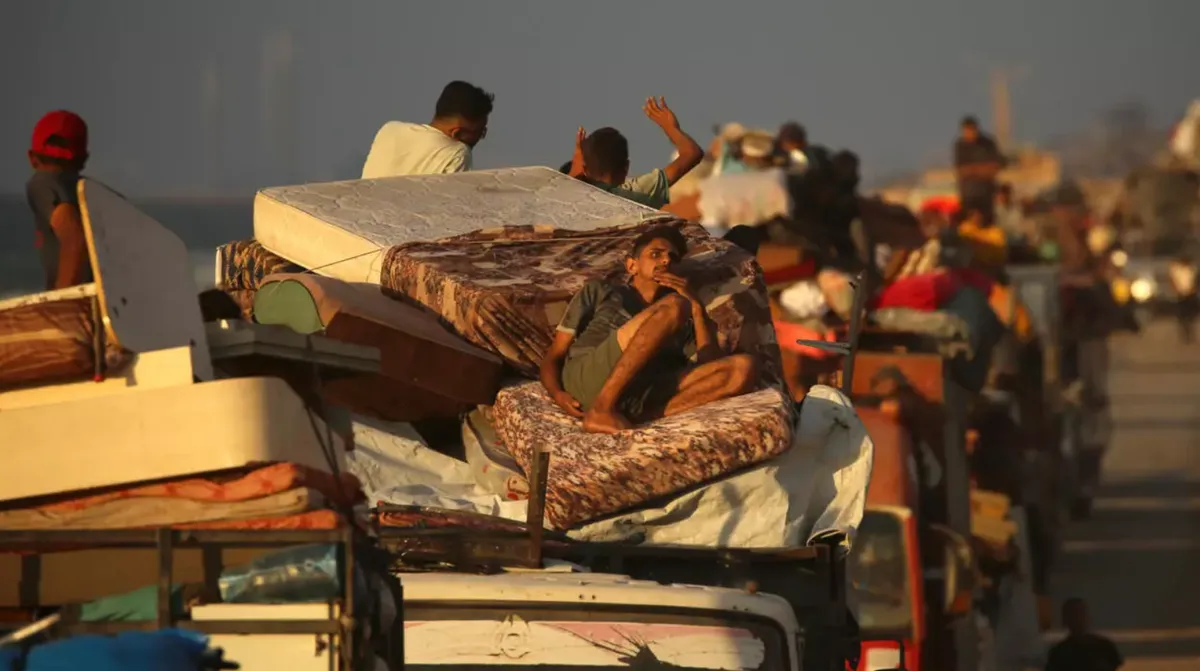 Israel sơ tán thêm 700.000 người Palestine giữa giao tranh ác liệt gây nhiều thương vong - Ảnh 1.