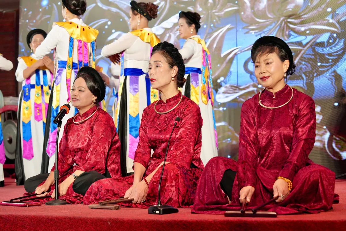 Liên hoan Ca trù Hà Nội 2025: Bảo tồn, phát huy giá trị di sản - Ảnh 3.