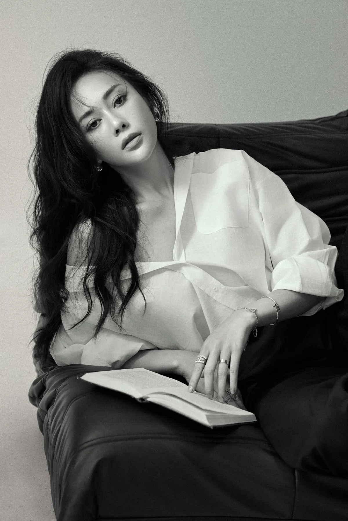  Phương Oanh cu&ocirc;́n hút, vợ ch&ocirc;̀ng Hà L&ecirc; sắp chào đón con đ&acirc;̀u lòng  - Ảnh 1.