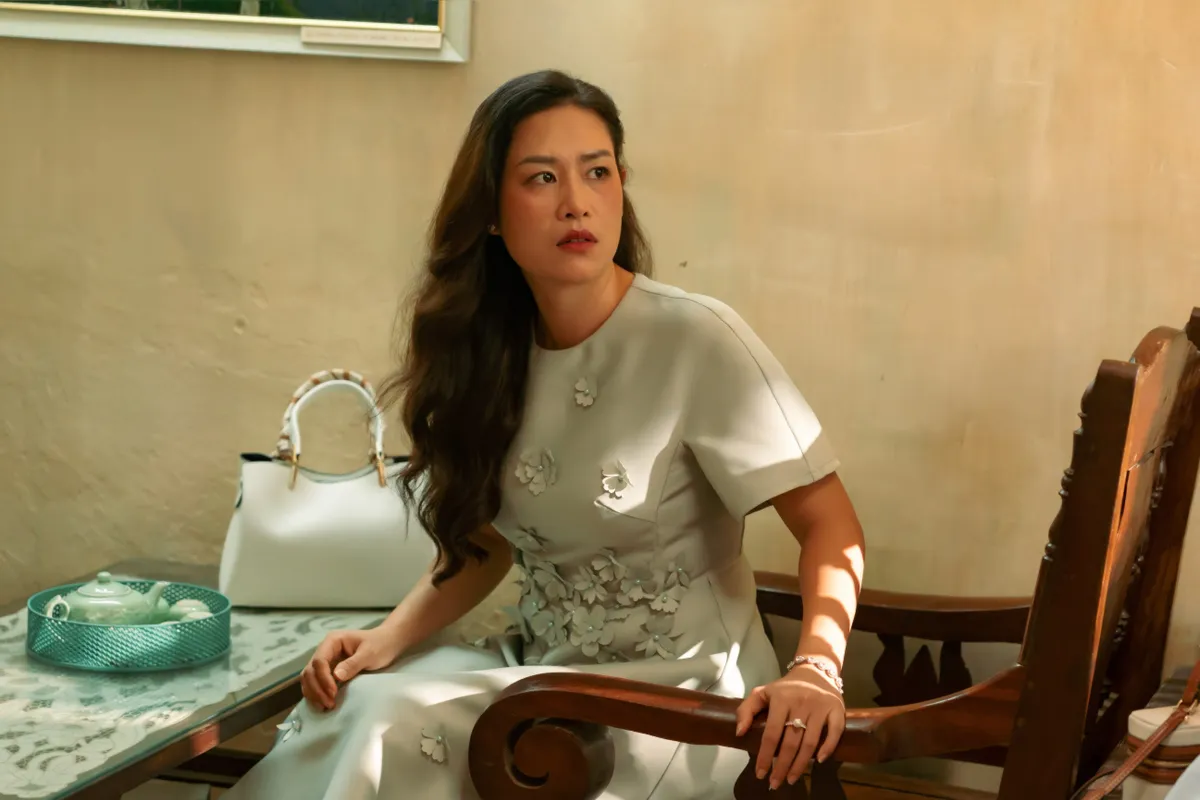 "Nguyệt thảo mai" của Phía trước là bầu trời tái xuất với phim điện ảnh mới - Ảnh 1.