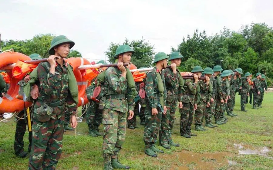 Lực lượng quân đội sẵn sàng cơ động phòng chống bão số 10. Lực lượng quân đội sẵn sàng cơ động phòng chống bão số 10.