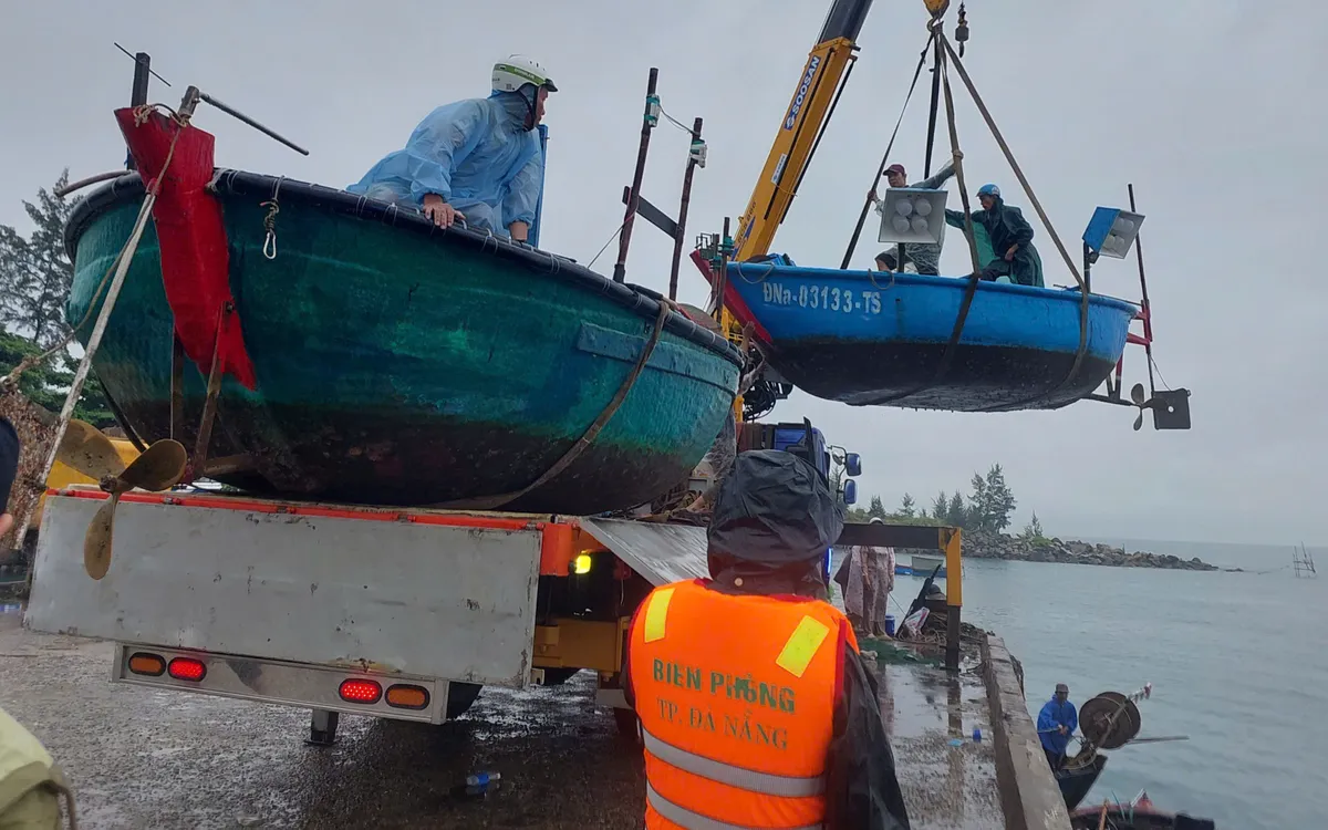 Đà Nẵng: Dự kiến di dời hơn 210.000 dân ở các khu vực nguy hiểm Đà Nẵng: Dự kiến di dời hơn 210.000 dân ở các khu vực nguy hiểm