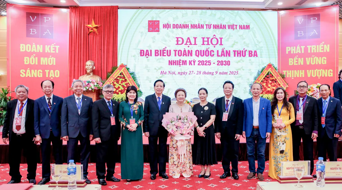Hội Doanh nhân Tư nhân Việt Nam tổ chức Đại hội đại biểu toàn quốc lần thứ 3 - Ảnh 2.