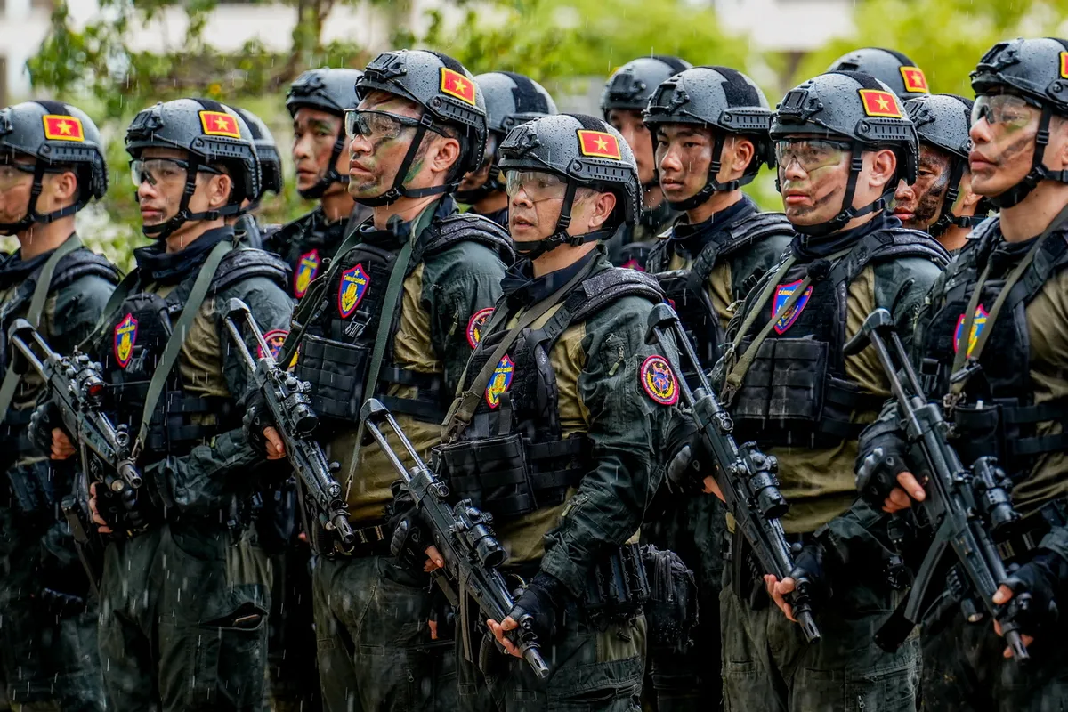 Truyền hình thực tế năm 2025 với hiệu ứng bùng nổ của Gia đình Haha và Chiến sĩ quả cảm - Ảnh 21.