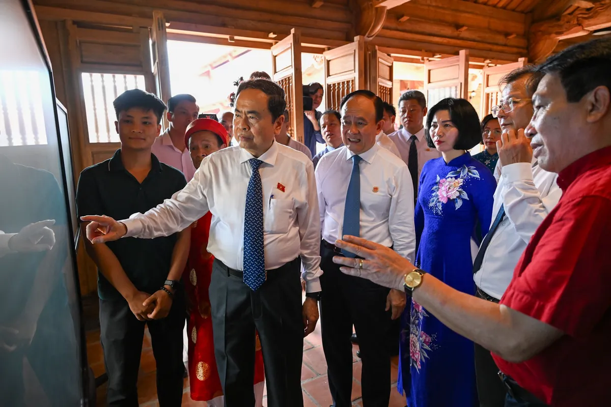 Chủ tịch Quốc hội Trần Thanh Mẫn dự khánh thành Khu lưu niệm Trưởng ban Thường trực Quốc hội Bùi Bằng Đoàn- Ảnh 2. Chủ tịch Quốc hội Trần Thanh Mẫn dự khánh thành Khu lưu niệm Trưởng ban Thường trực Quốc hội Bùi Bằng Đoàn- Ảnh 2.