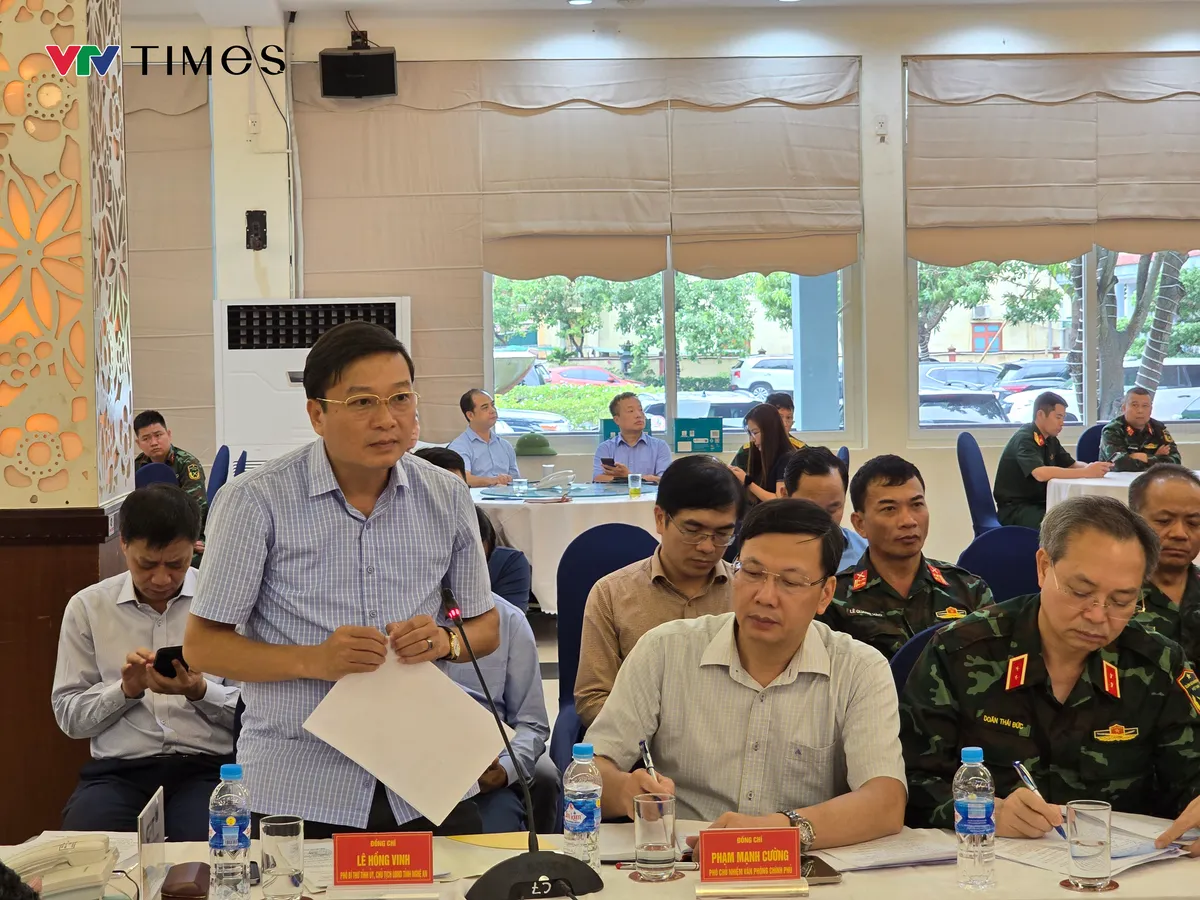 Ph&oacute; Thủ tướng Trần Hồng H&agrave; chỉ đạo ứng ph&oacute; b&atilde;o số 10 (Bualoi): Ưu ti&ecirc;n an to&agrave;n người d&acirc;n - Ảnh 3.