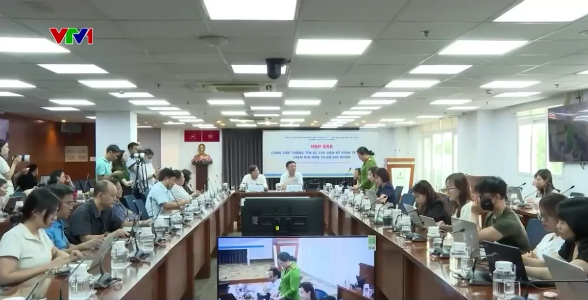 Xử l&yacute; nghi&ecirc;m việc sản xuất video cờ bạc tr&ecirc;n mạng x&atilde; hội- Ảnh 2.