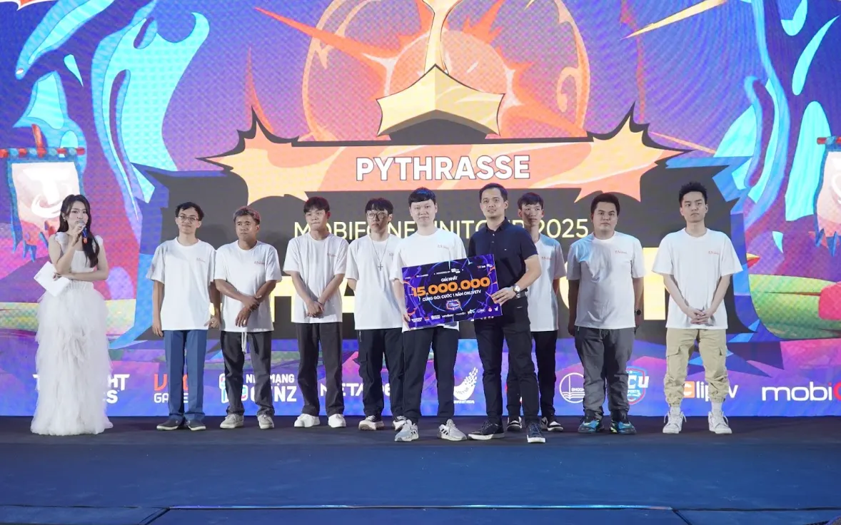Tuyển thủ Pythrasse đã trở thành nhà vô địch MEU 2025

